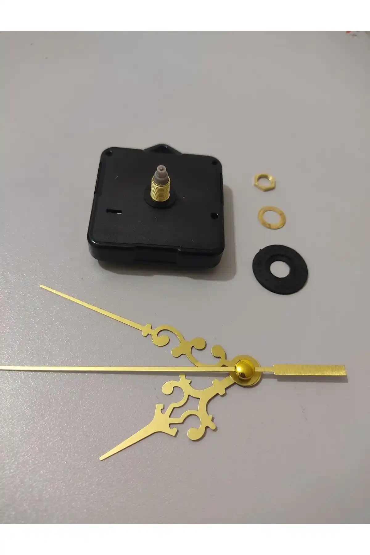 Dekorasyonda Kullanılan Saat İç Mekanizması ile Fark Yaratmanın Yolları