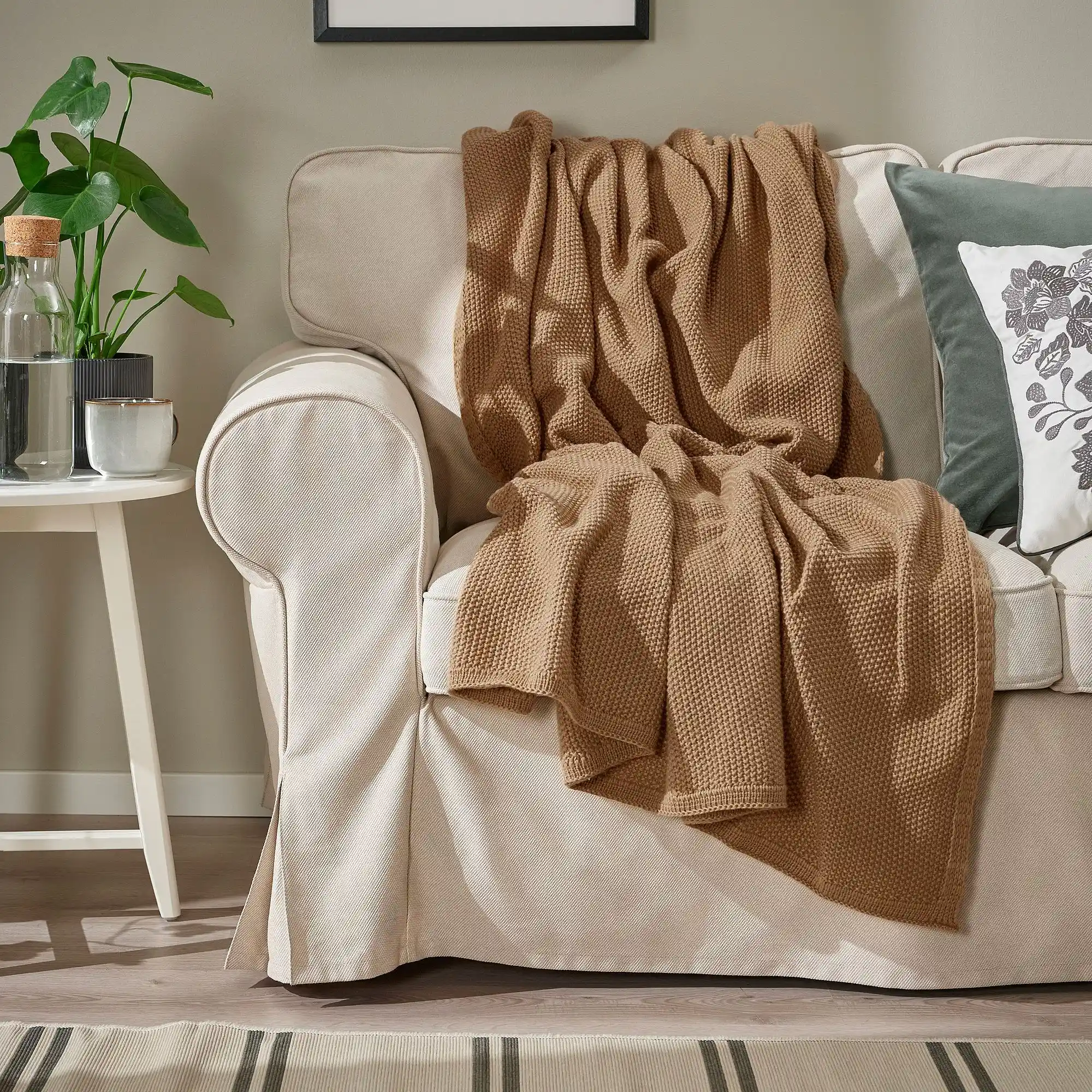 Dekorasyonda Örtüler: Mekânınıza Şıklık ve İşlevsellik Katmanın Yolları