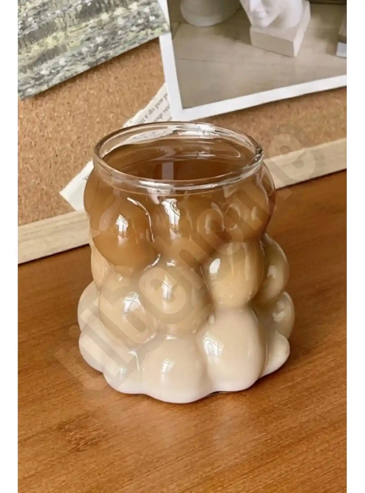 Dekorasyonda Şekilli Bardakların Kullanımı ve Farklı Tasarım Seçenekleri