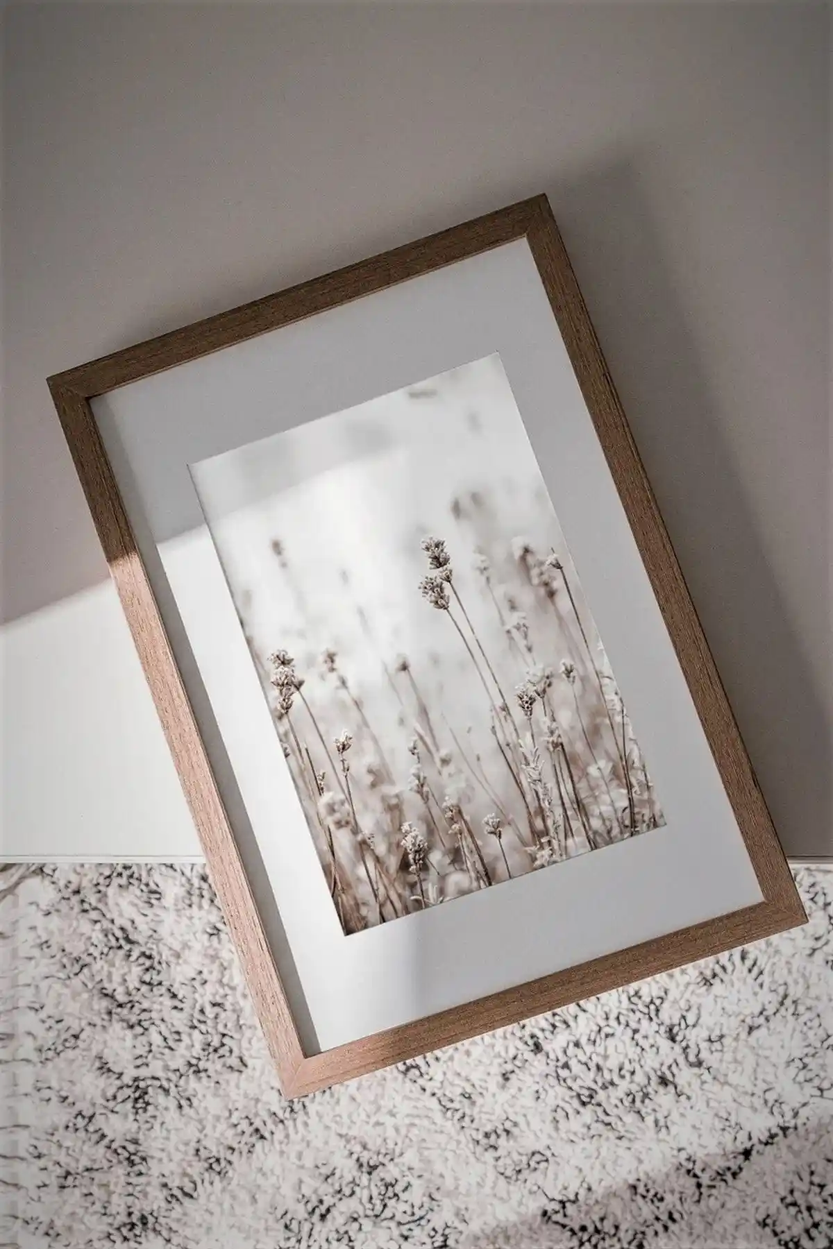 Dekorasyonda Tablo Çerçevesi Seçimi ve Estetik Uyumu Hakkında Kapsamlı Rehber