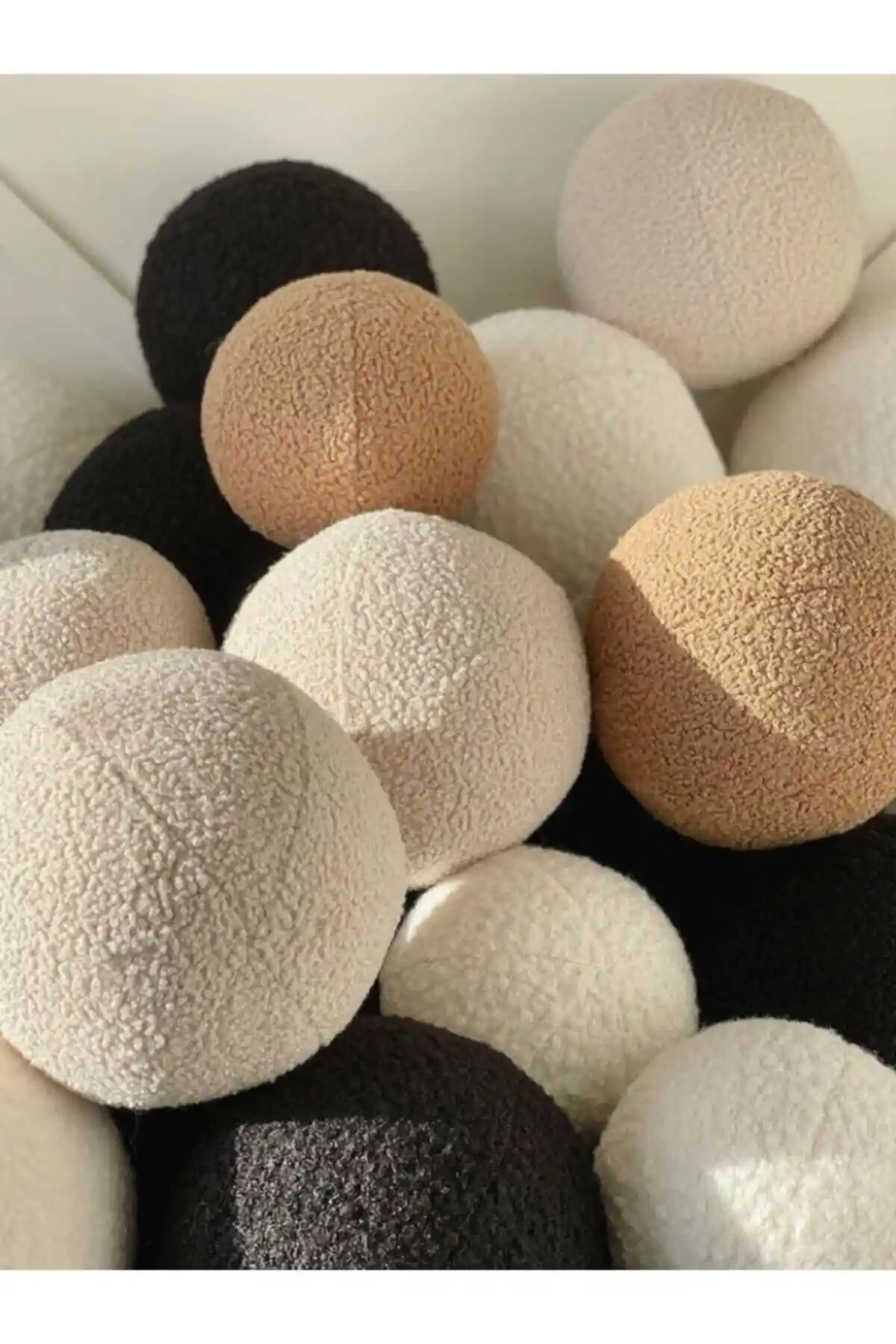 En İyi Yastık Seçenekleriyle Dekorasyonunuzu Yenileyin ve Mekânınıza Şıklık Katın