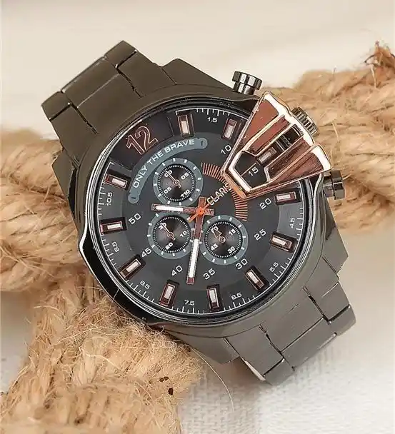 Erkekler İçin Saat Modelleri ve Dekorasyondaki Yansımaları Hakkında Kapsamlı Rehber