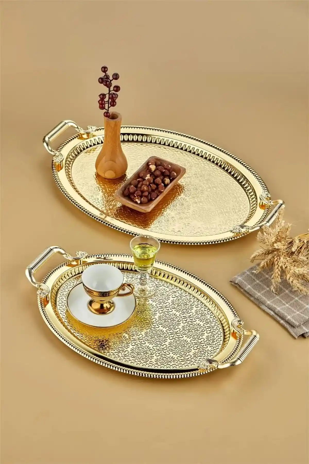 Ev Dekorasyonunda Şıklık ve İşlevsellik İçin Tepsi Takımı Seçenekleri