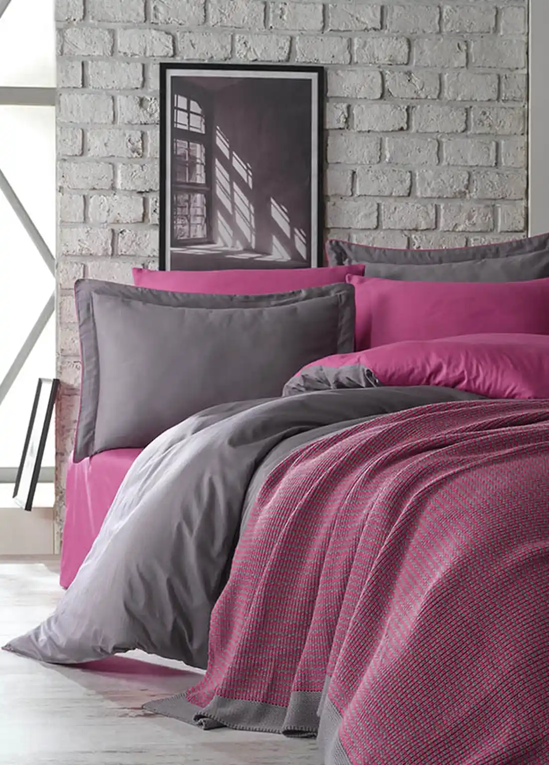 Ev Dekorasyonunda Şıklık ve Konfor için Nevresim Battaniye Setleri Rehberi