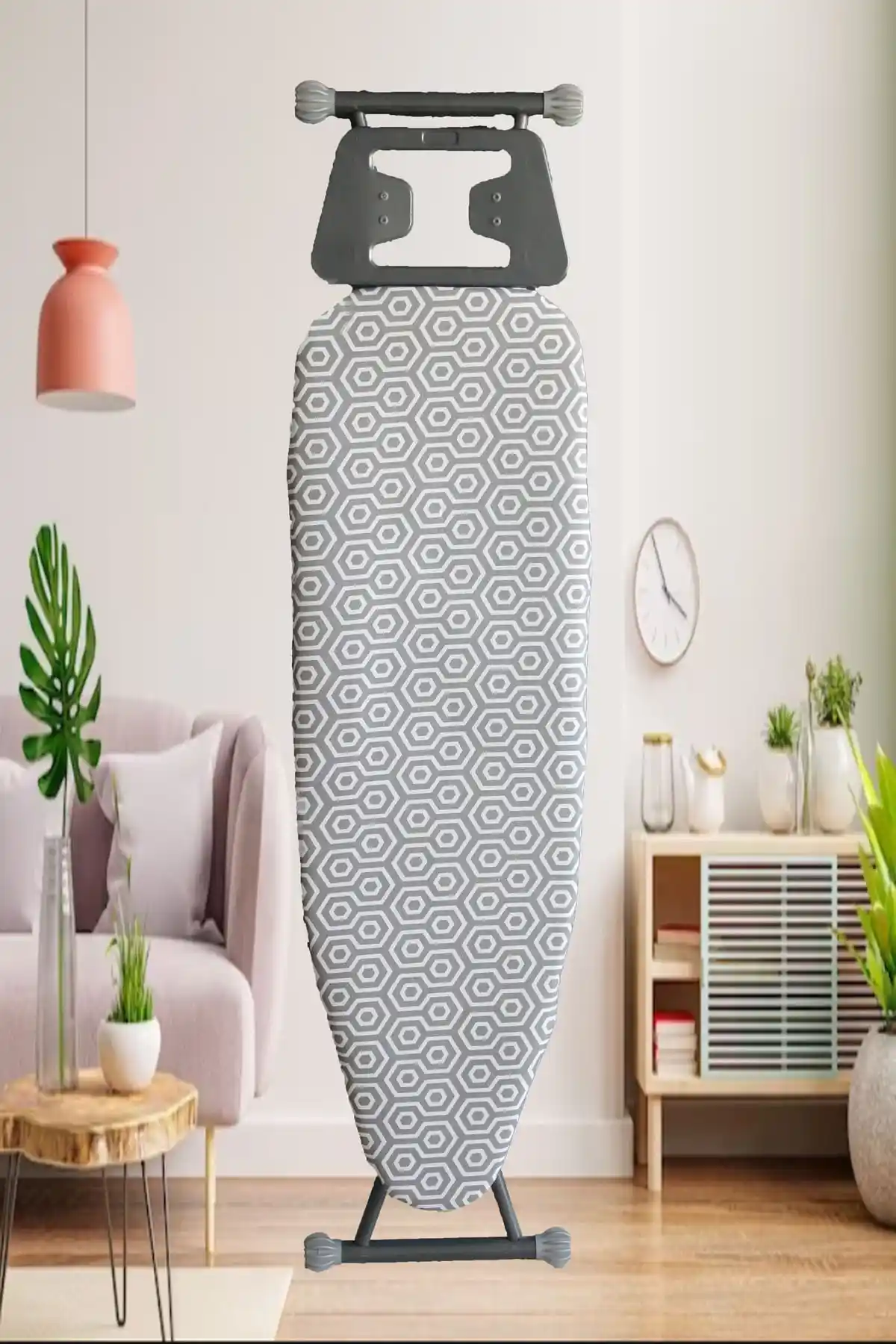 Ev Dekorasyonunda Ütü Masası Kılıfı ile Şıklık ve Fonksiyonellik Artırma Yöntemleri