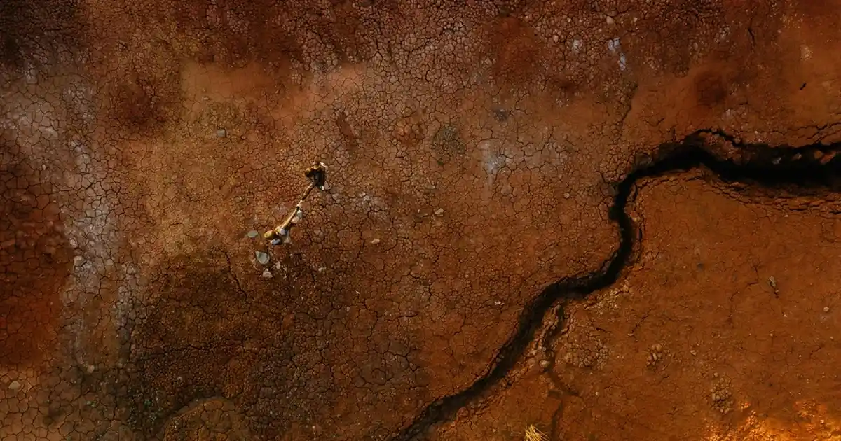 Gri Yastık Kılıfı Dekorasyonunda Şıklık ve Sadelik İpuçları ve Trendler