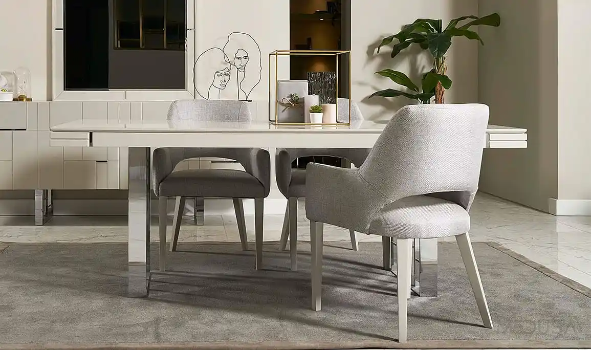 Gümüş Sandalyelerin Dekorasyondaki Yeri ve Fark Yaratan Tasarımları