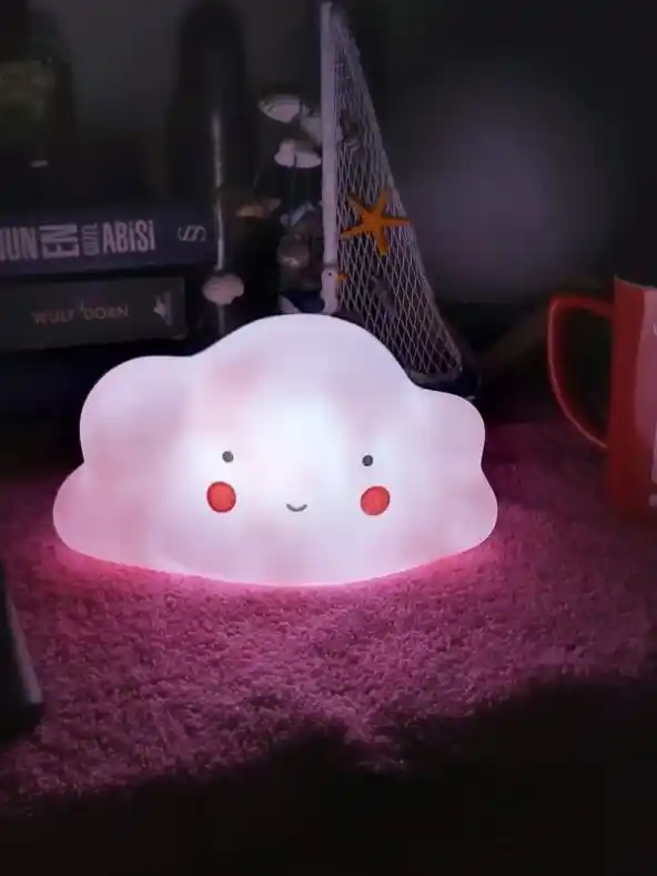 Işıklı Bulut Dekorasyon Trendleri: Modern Mekanlar İçin Sihirli ve Estetik Detaylar