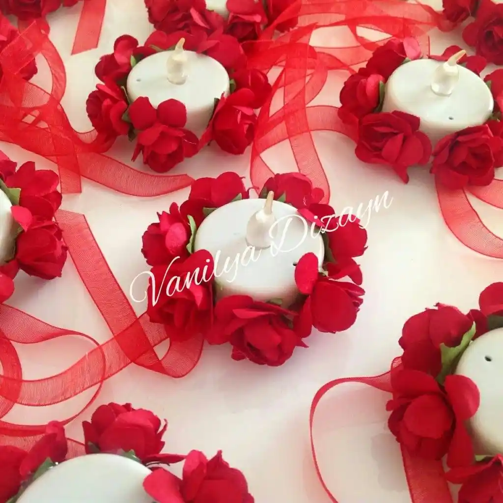 Işıklı Kına Mumu Dekorasyonda Şıklık ve Atmosfer Yaratmanın Anahtarı