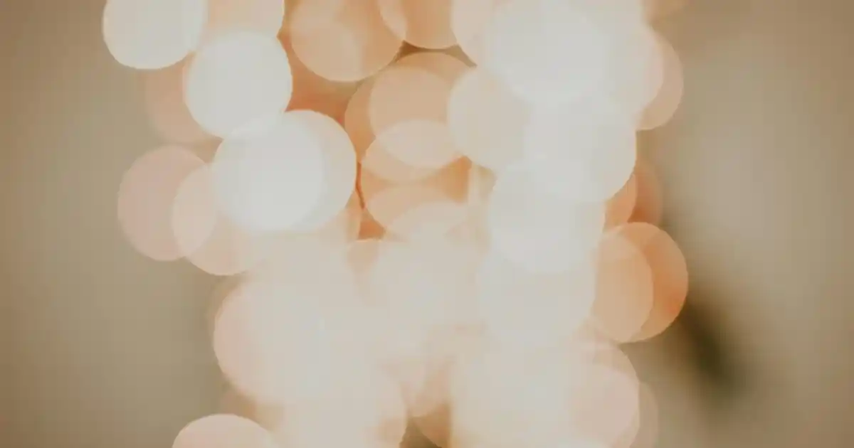 Işıklı Yatak Odası Dekorasyonu: Modern ve Ferah Bir Uyku Alanı Yaratmanın Yolları