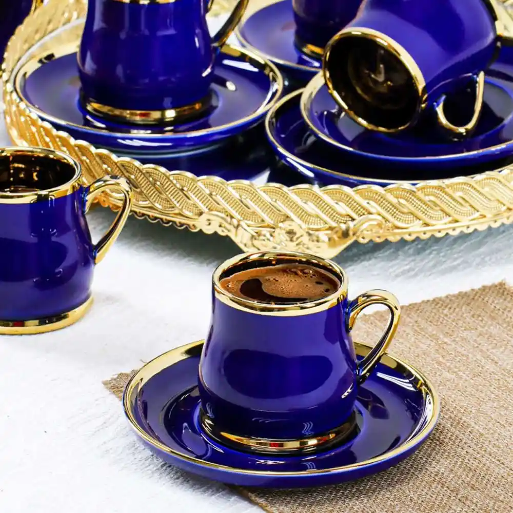 Mavi Fincan Dekorasyonunda Şıklık ve Anlamın Buluşması