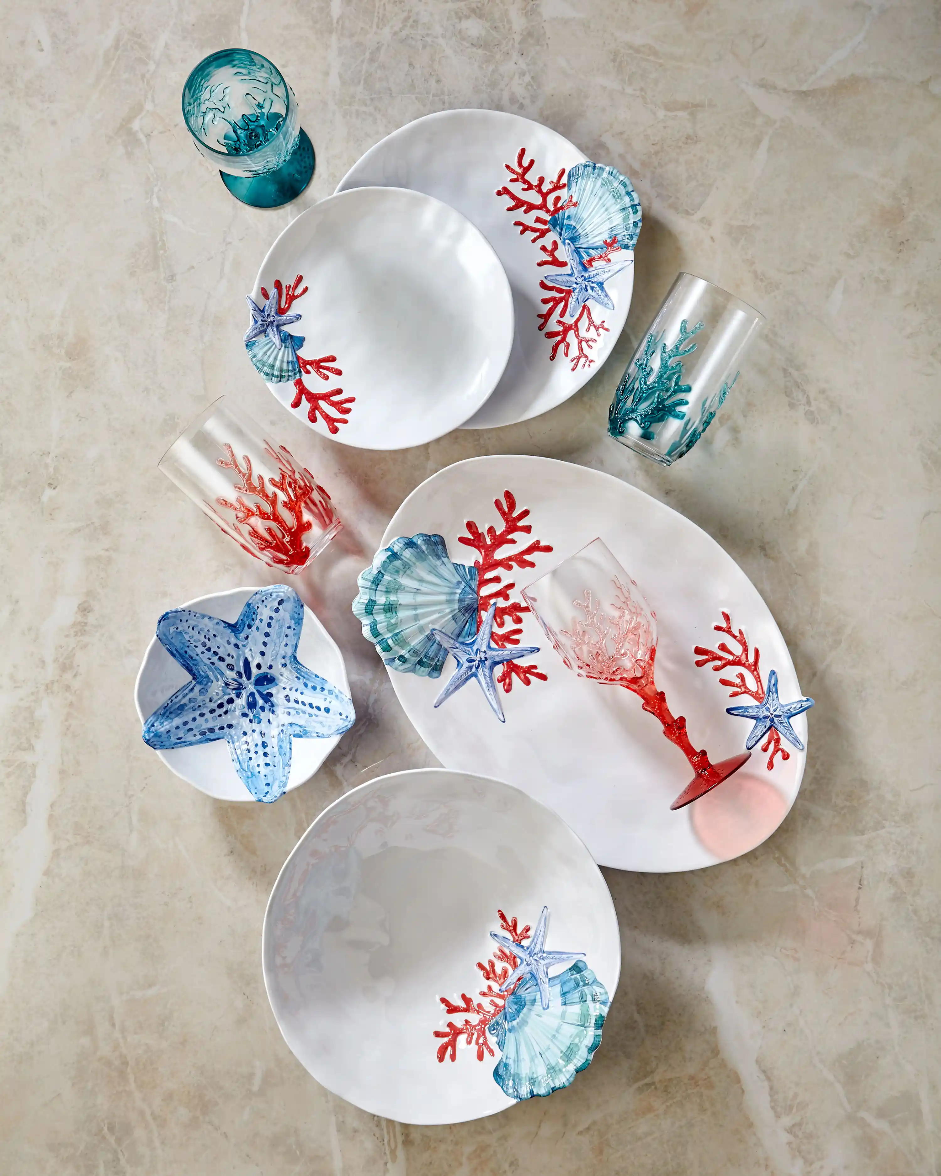 Melamin Servis Tabağı ile Dekorasyonda Fonksiyonellik ve Estetiğin Buluşması