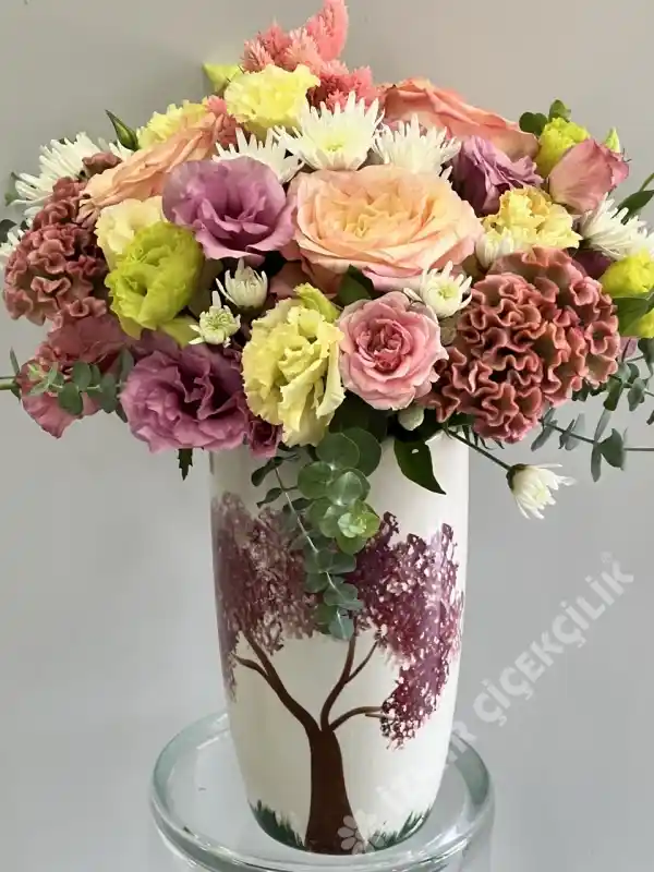 Mevsim Çiçekleriyle Dekorasyonun Doğal ve Şık Dünyası