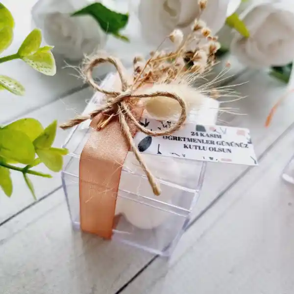 Mika Kutu Mumlar ile Dekorasyonda Estetik ve Fonksiyonellik Artırma Yöntemleri