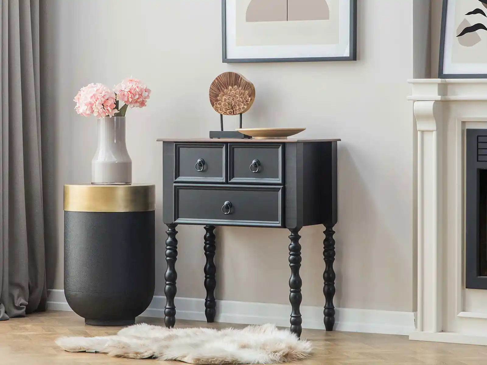 Mini Dresuar Modelleri ile Dar Alanlarda Şıklık ve Fonksiyonellik Sağlayın