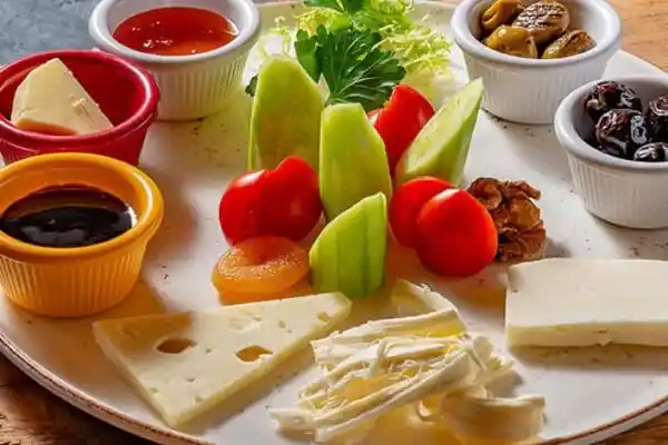 Mini Kahvaltı Tabağı ile Dekorasyonda Şıklık ve Fonksiyonellik Artışı