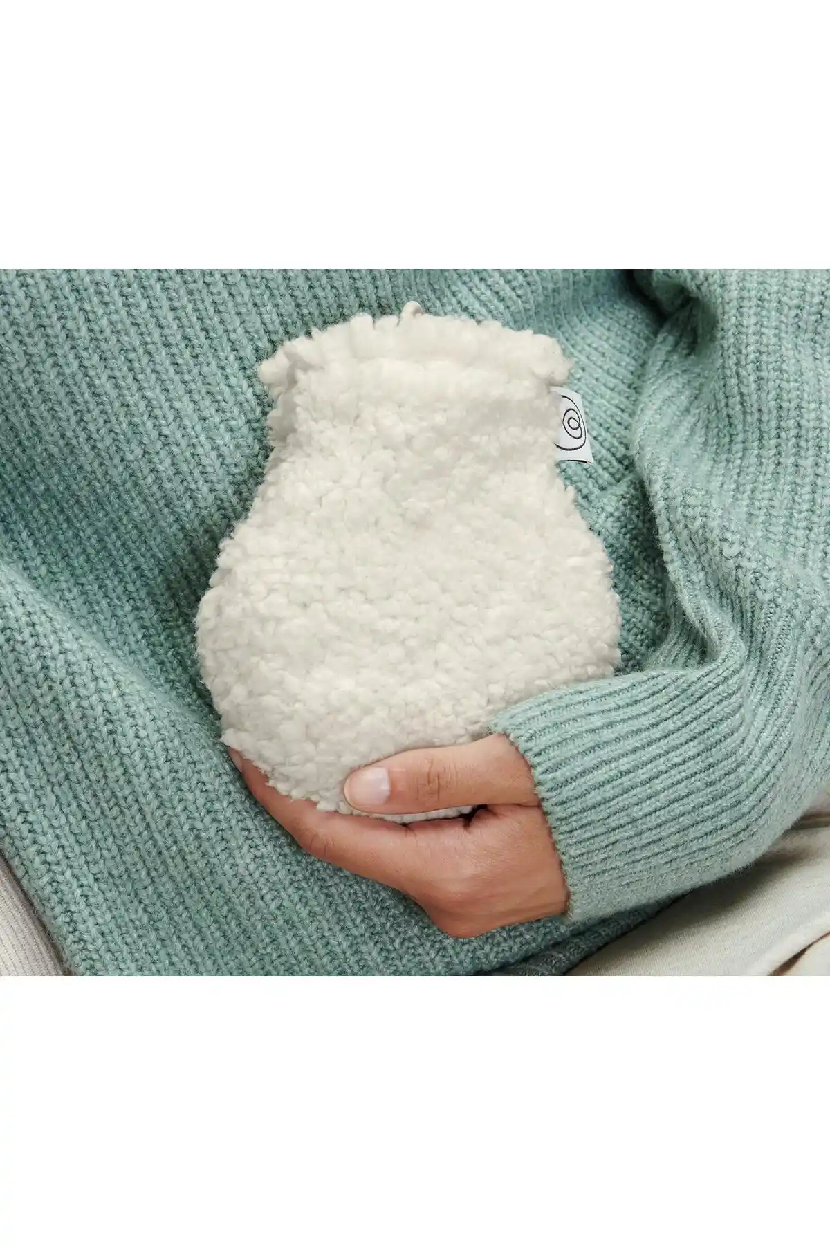 Mini Sıcak Su Torbası Dekorasyonda Sıcaklık ve Konforun Şık Yansıması