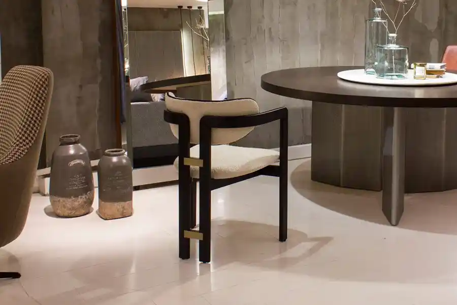 Minotti Mobilya: Modern ve Şık Tasarımlarla Dekorasyonun Vazgeçilmez Seçeneği