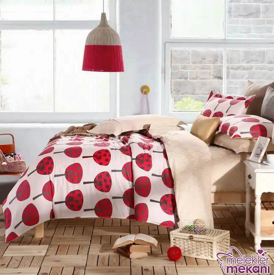 Modern Genç Odası Yatak Örtüleriyle Şıklık ve Fonksiyonelliği Yakalayın