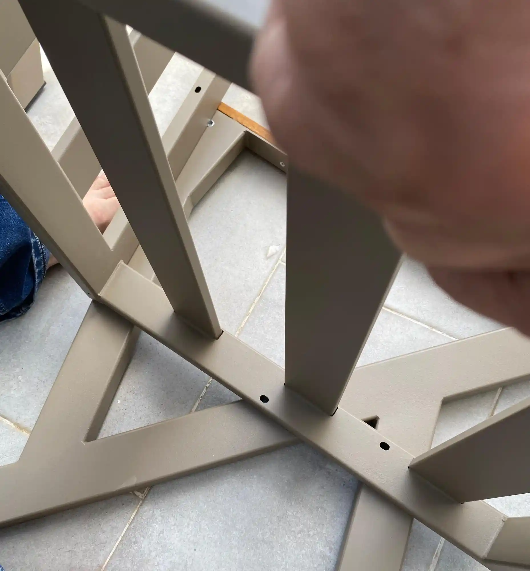 Modern ve Şık Metro Yemek Takımlarıyla Ev Dekorasyonunuzu Tamamlayın