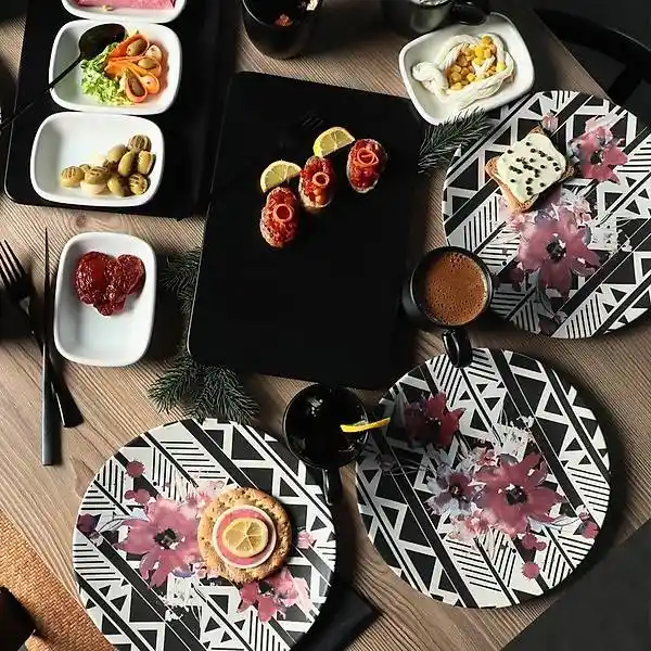 Mor Kahvaltı Takımı ile Şık ve Zarif Sofralar Yaratmanın İpuçları ve Dekorasyon Önerileri