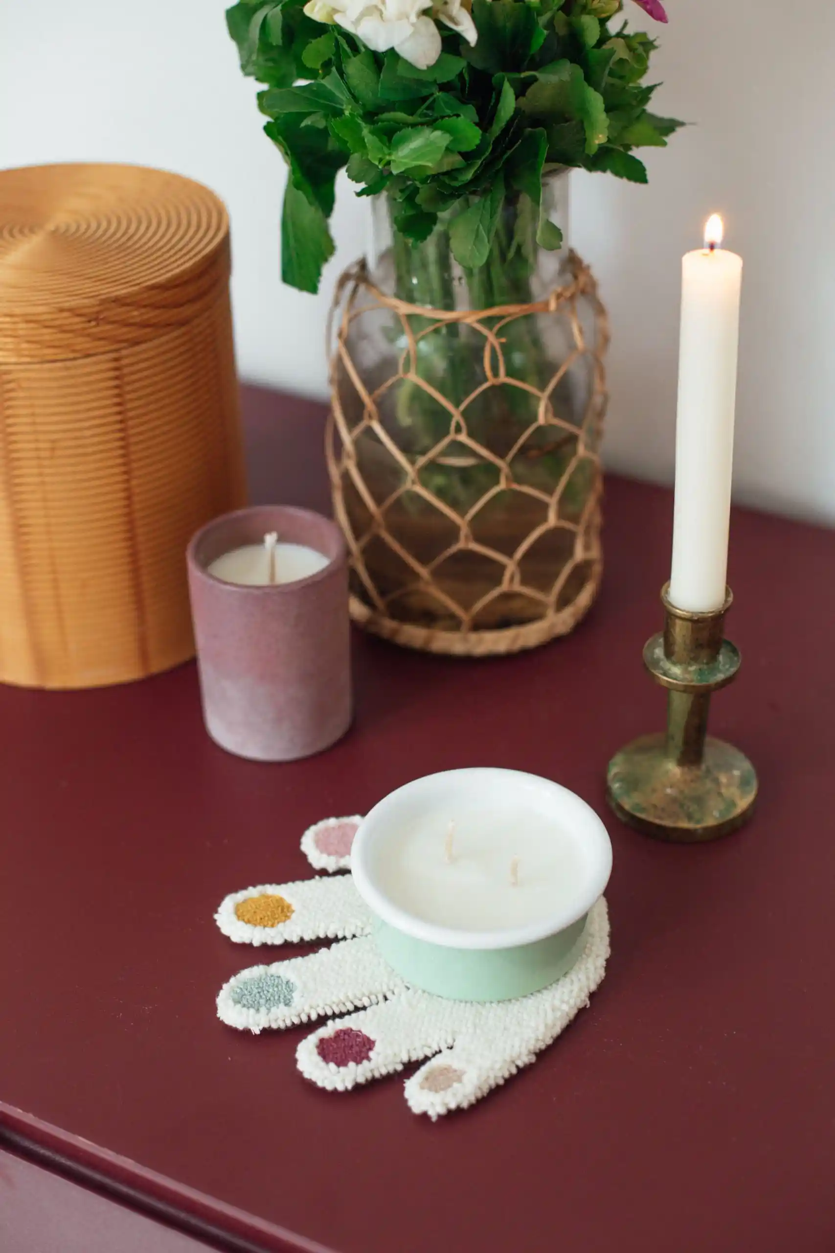 Mum Altlığı Seçenekleri ve Dekorasyonda Kullanım İpuçları