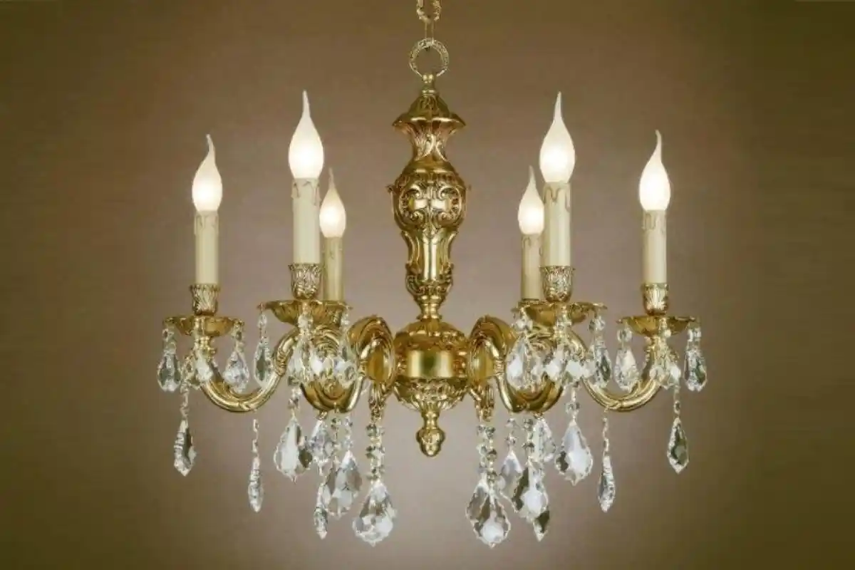 Mumlu Avize ile Dekorasyonda Zarafet ve Sıcaklık Yaratmanın Yolları