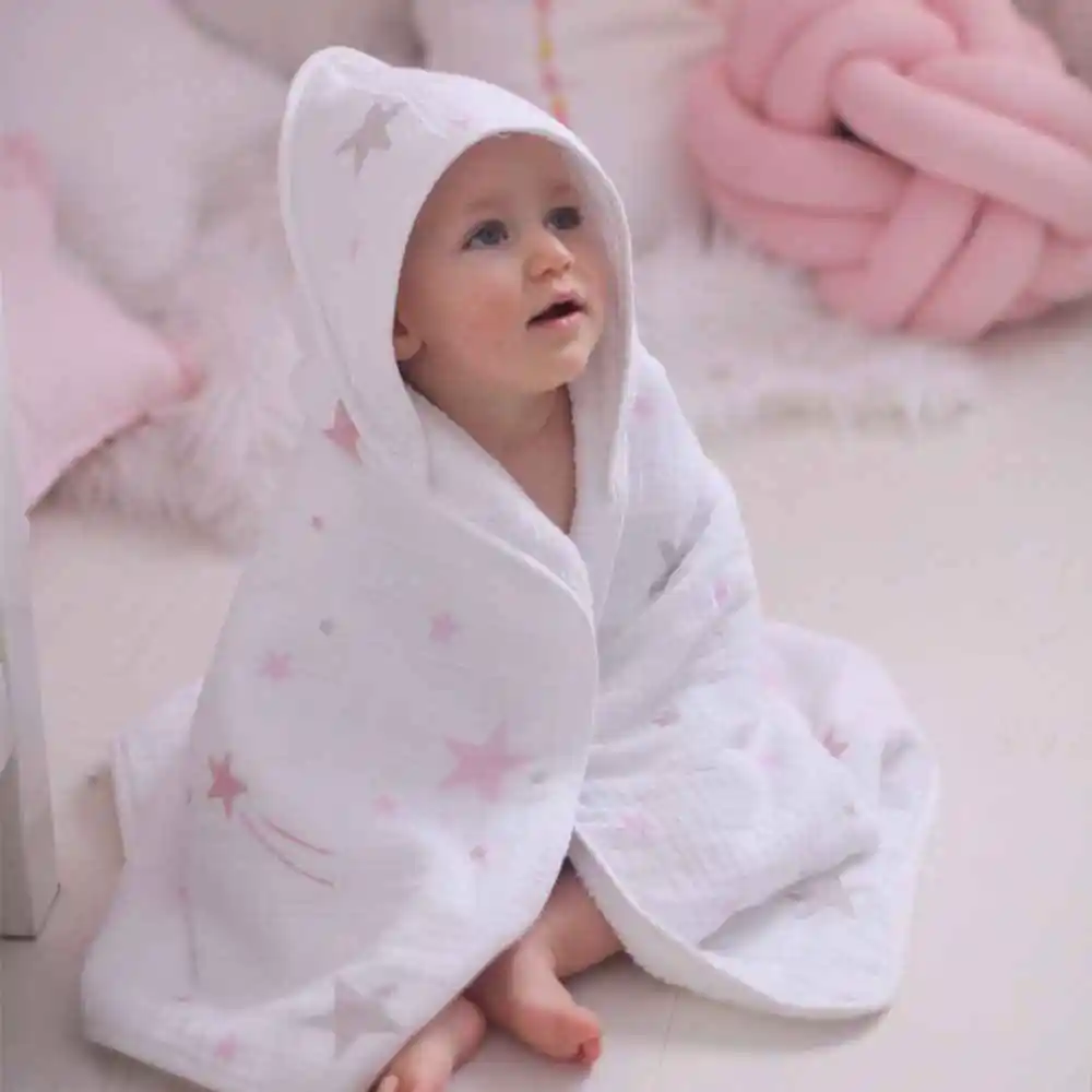 Müslin Bebek Havlusu ile Şık ve Fonksiyonel Bebek Odası Dekorasyonu