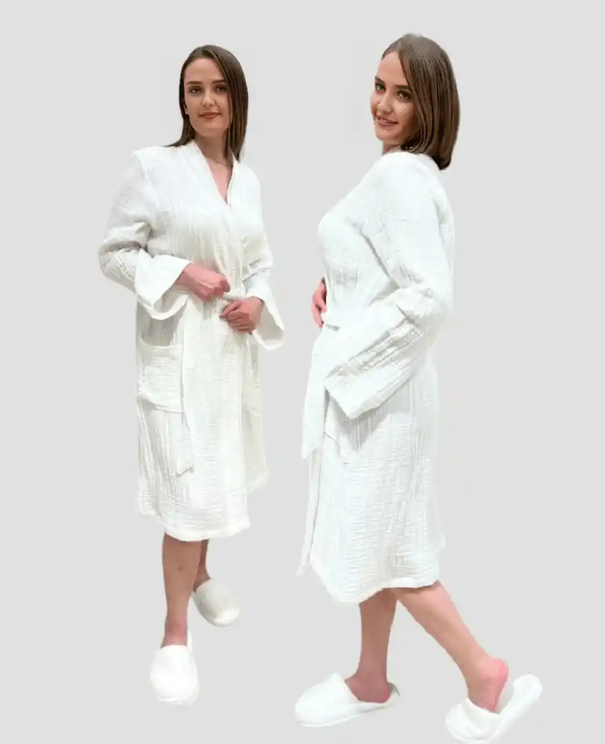 Müslin Kumaş Bornozlar ile Ev Dekorasyonunda Doğal ve Şık Dokunuşlar