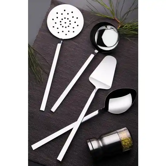 Mutfak Dekorasyonunda Şıklık ve Fonksiyonelliği Birleştiren Kepçe Setleri Rehberi