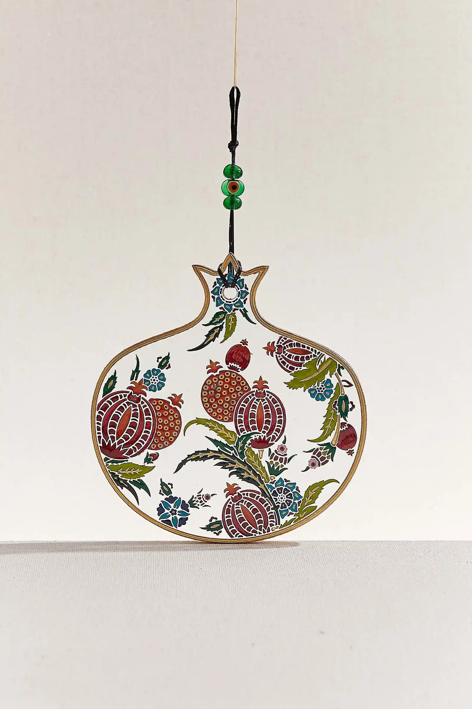 Nar Aksesuarlarıyla Dekorasyonda Zarafet ve Sıcaklık Yaratmanın Yolları