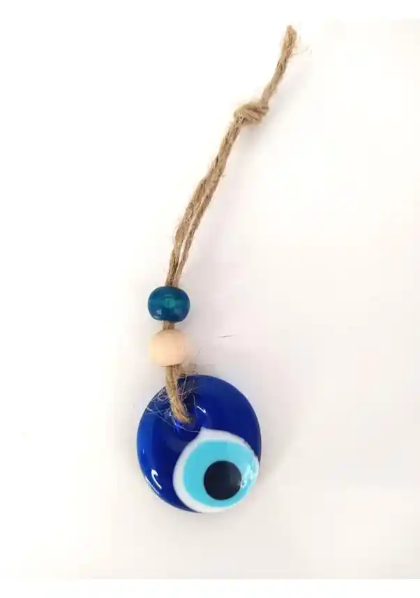 Nazar Boncuklu Ağaç Süsleme ile Hem Estetik Hem de Anlam Yükü Taşıyan Dekorasyon Önerileri