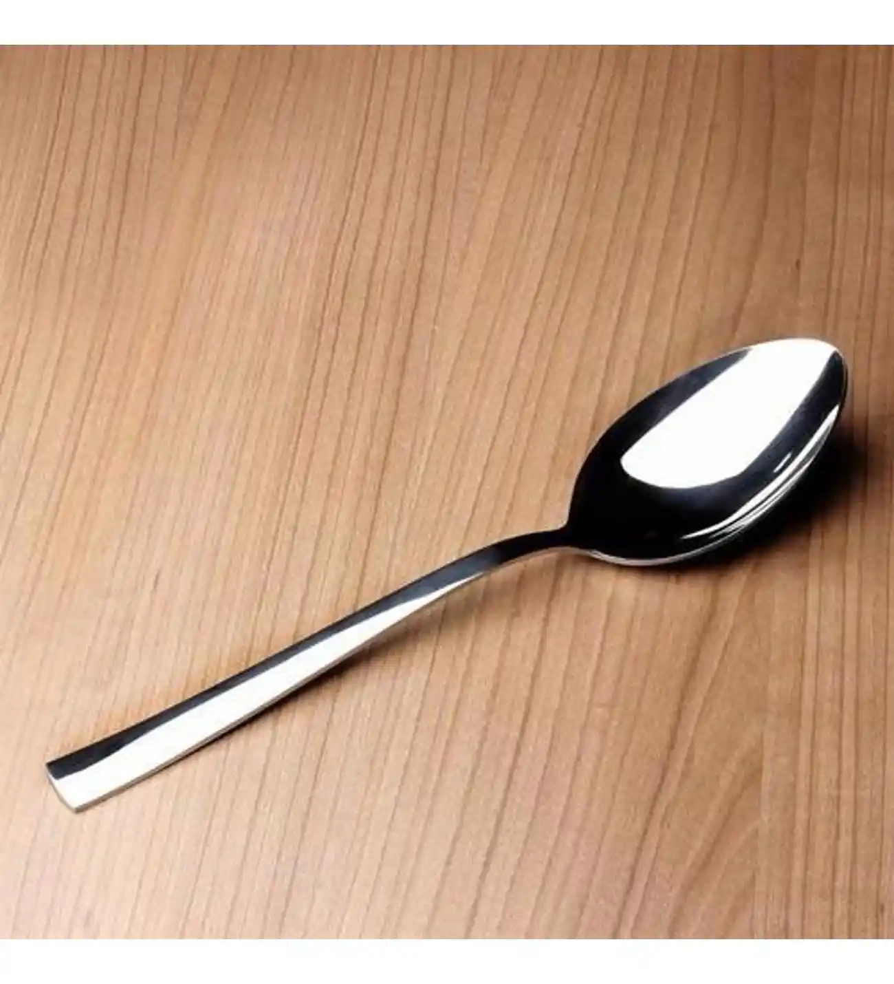 Nehir Tekli Çatal Kaşık ile Modern ve Şık Mutfak Dekorasyonu İpuçları