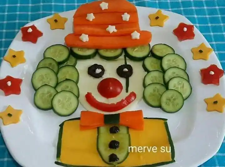 Neşeli Kahvaltı Tabaklarıyla Canlı ve Pozitif Bir Dekorasyon Yaratmanın Yolları