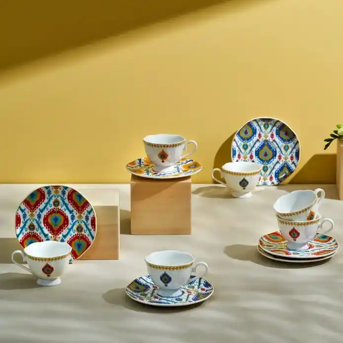 Notalı Fincan Takımı ile Evinize Şıklık Katmanın Modern Yolları