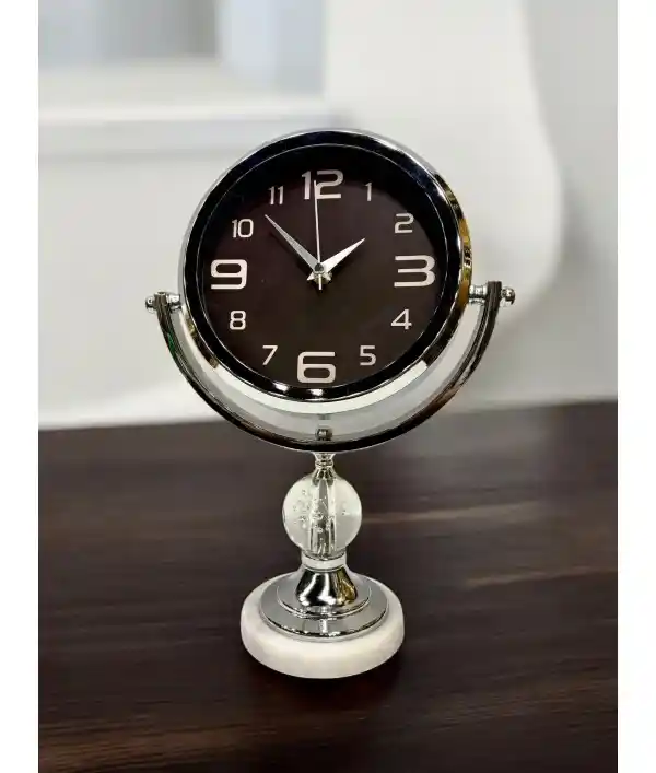 Ofis Dekorasyonuna Uygun Şık ve İşlevsel Ofis Masa Saatleri Seçenekleri