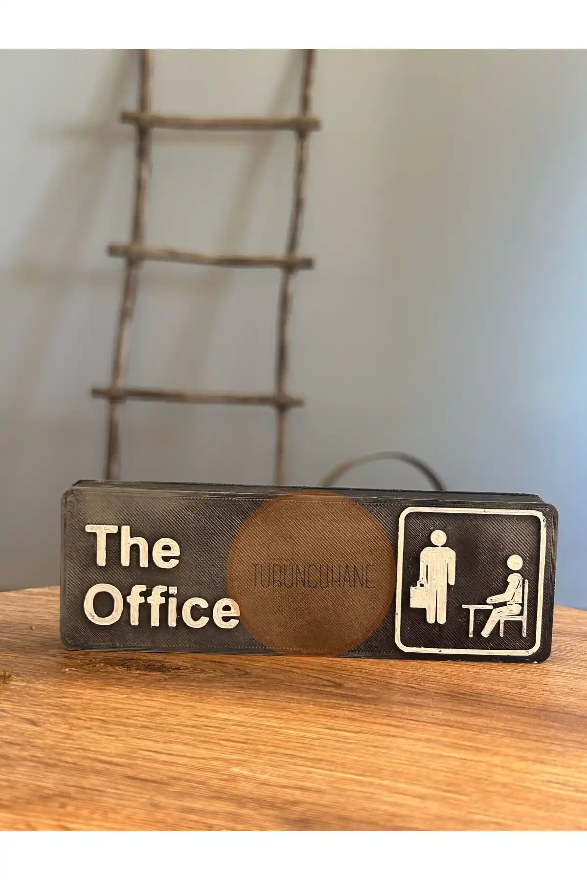 Ofis Dekorasyonunda Hediyeliklerin Rolü ve En Popüler Seçenekler