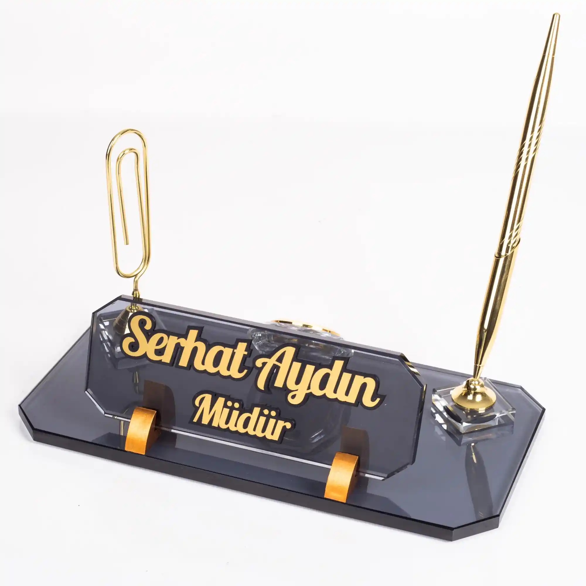 Ofis Dekorasyonunda Şıklık ve İşlevselliği Bir Arada Sağlama Yöntemleri