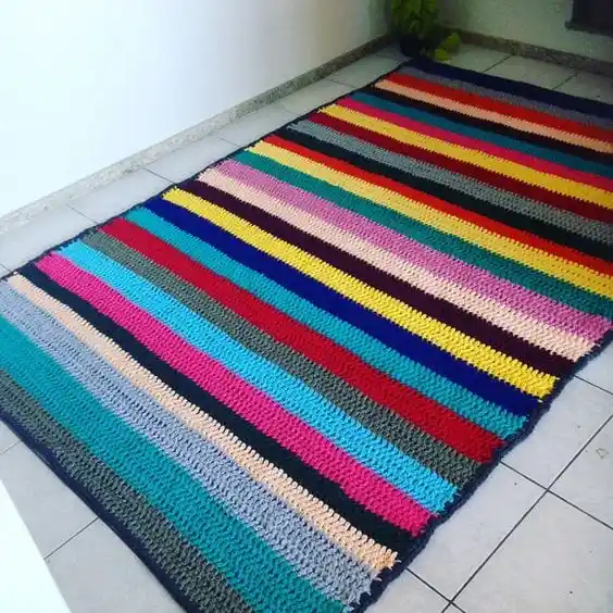 Örgü Halılarla Dekorasyonda Sıcaklık ve Estetik Yaratmanın Yolları