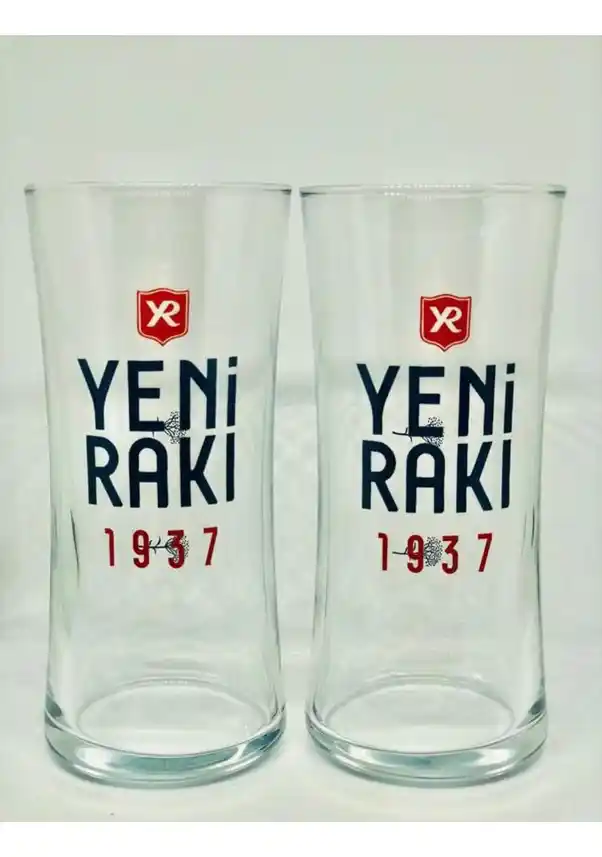Orijinal Rakı Bardağıyla Dekorasyonda Fark Yaratmanın Yolları ve Trendler