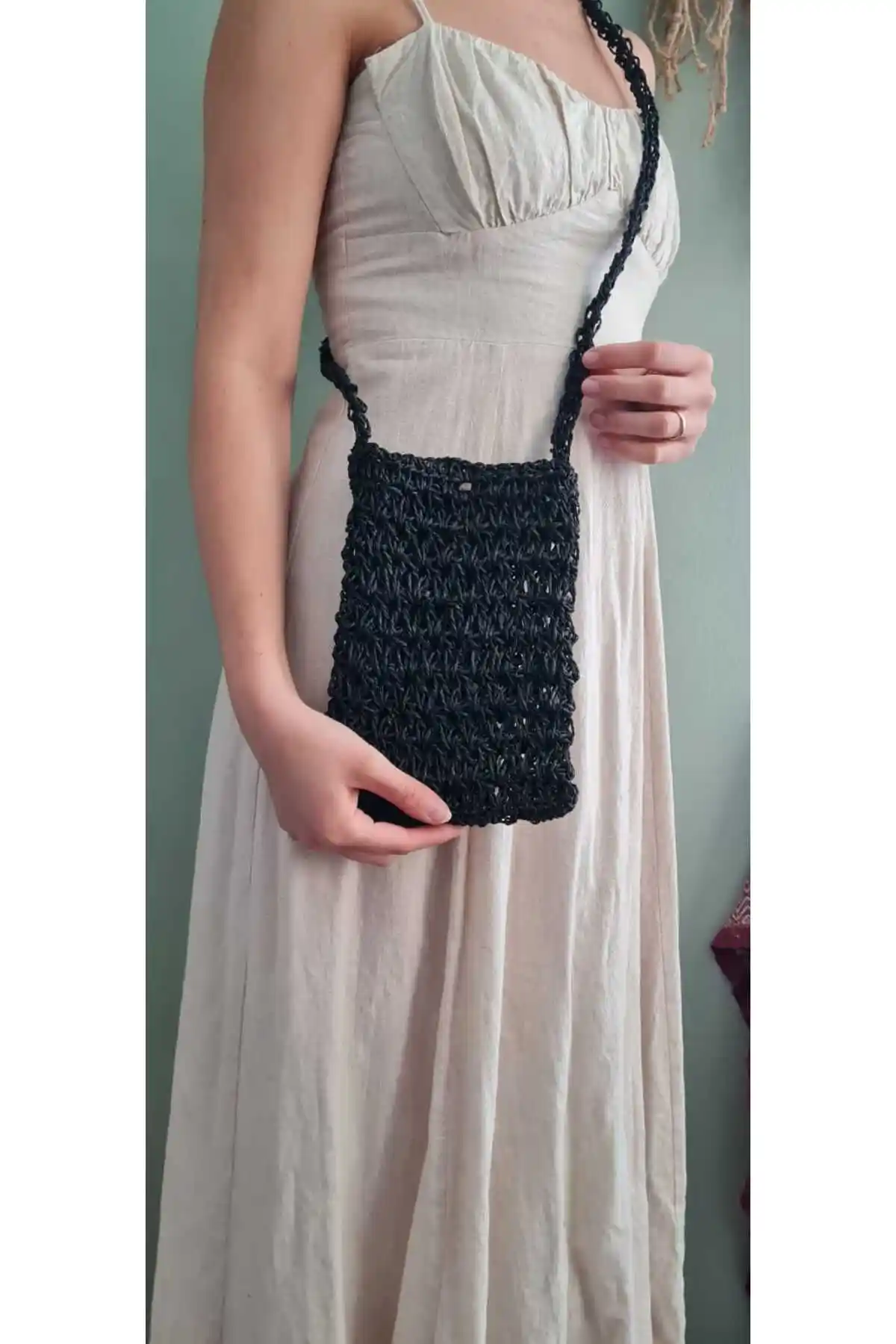 Örme Çantalarla Dekorasyonda Sıcak ve Şık Bir Atmosfer Yaratma Rehberi