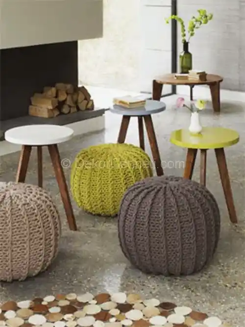 Örme Puf ile Dekorasyonda Şıklık ve Konforun Birlikteliği Nasıl Sağlanır
