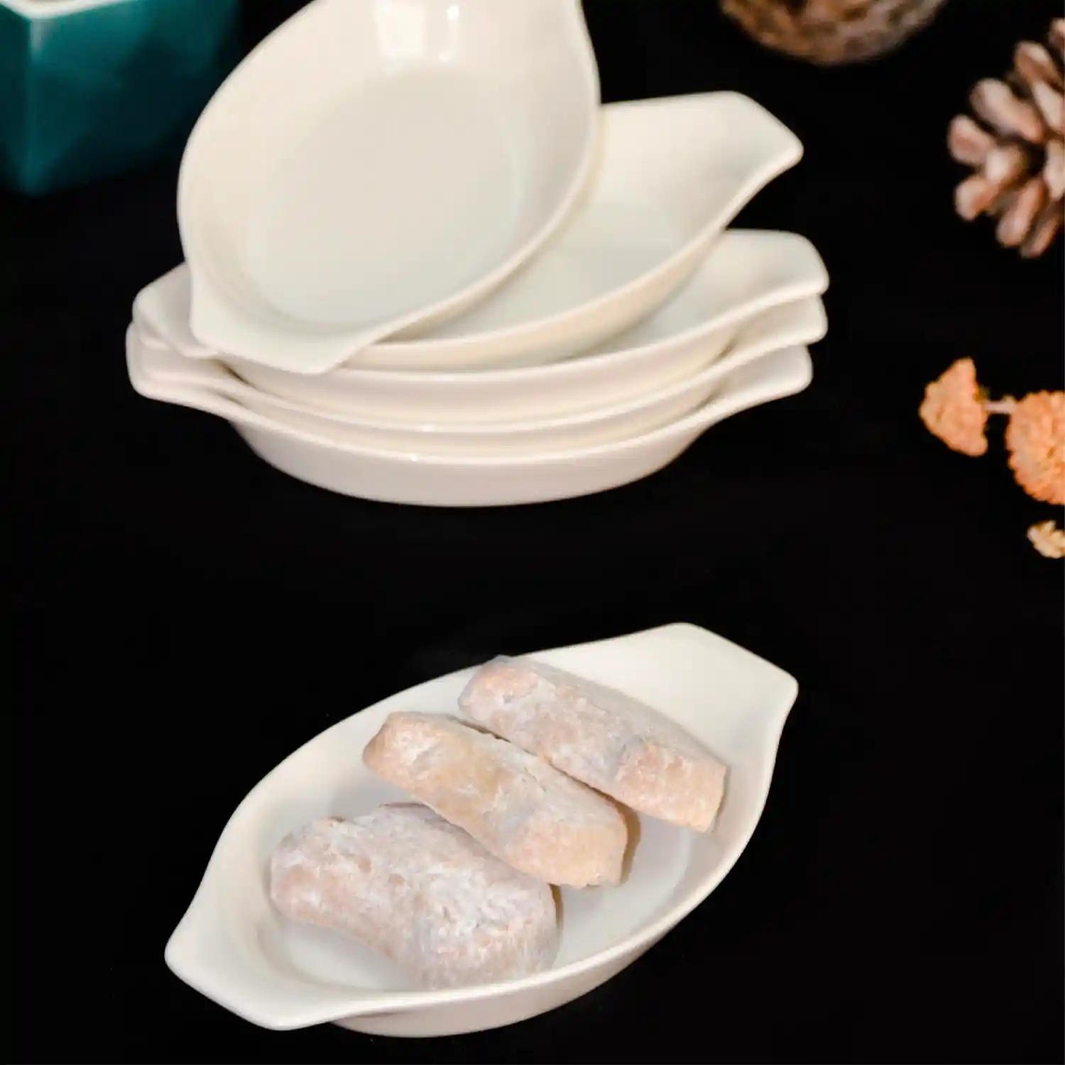 Ort servis tabaklarıyla şık ve fonksiyonel sofralar için dekorasyon önerileri ve seçim ipuçları