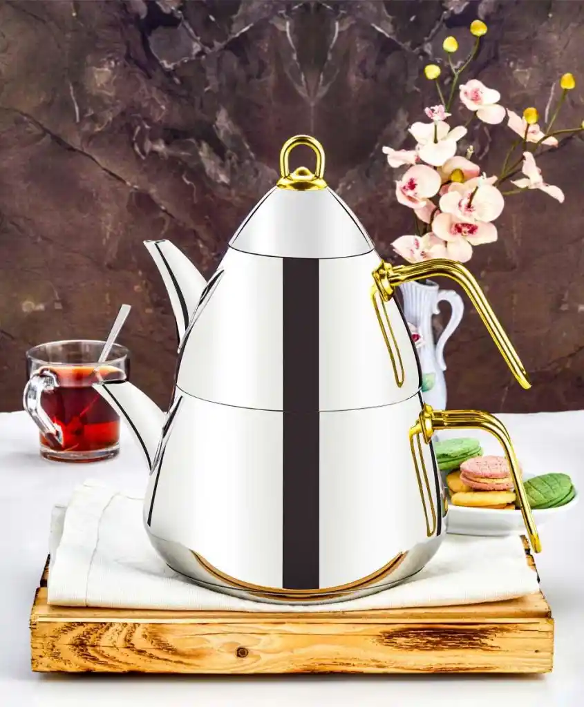 Orta Boy Çaydanlıklar: Estetik ve Fonksiyonellik ile Modern Mutfak Dekorasyonları