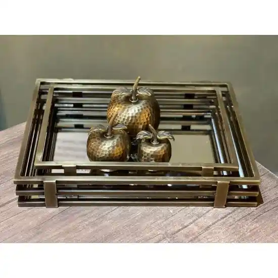 Orta Sehpa Tepsisi ile Dekorasyonunuza Şıklık ve İşlevsellik Katın