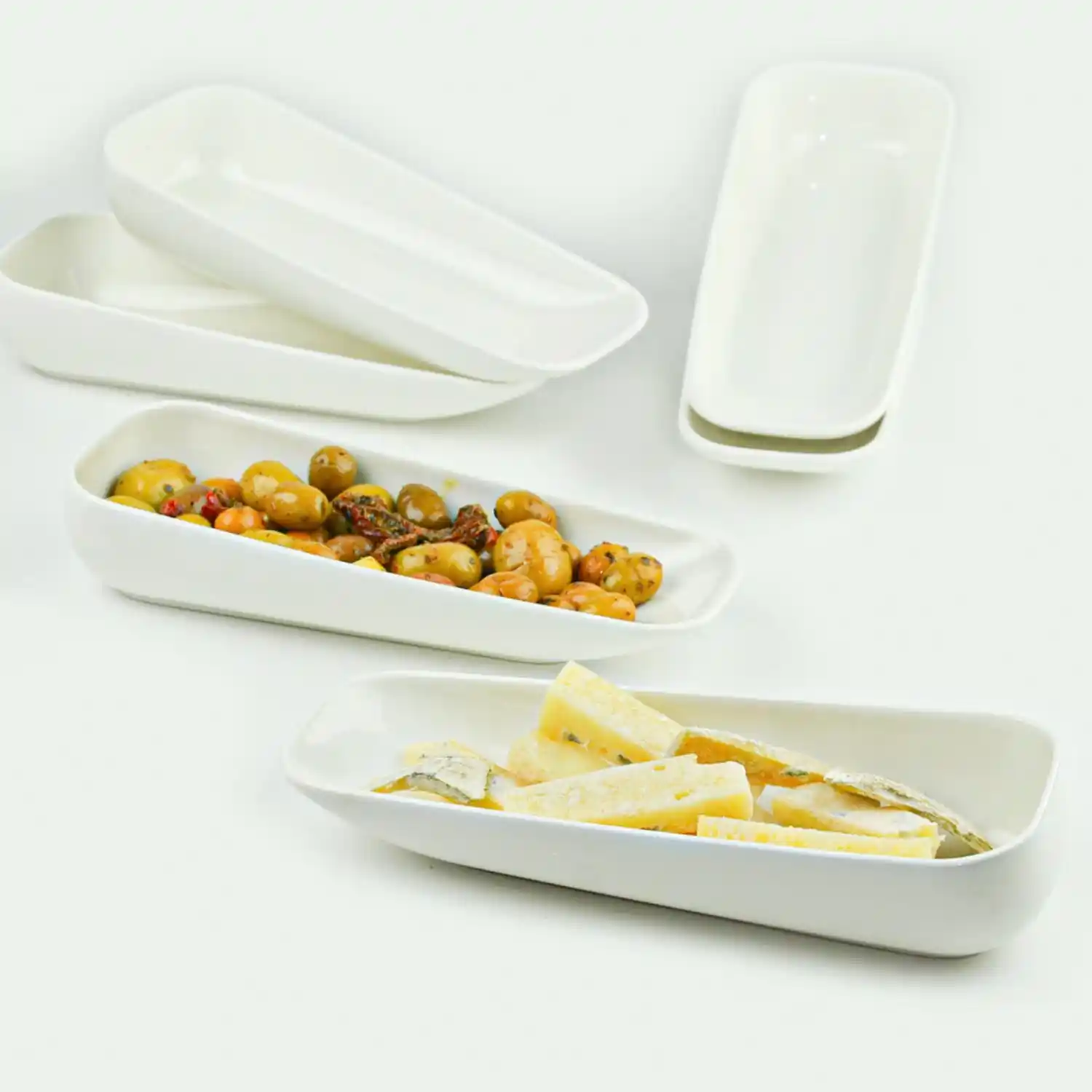 Orta Sunum Tabaklarıyla Dekorasyonda Şıklık ve Fonksiyonellik Nasıl Sağlanır