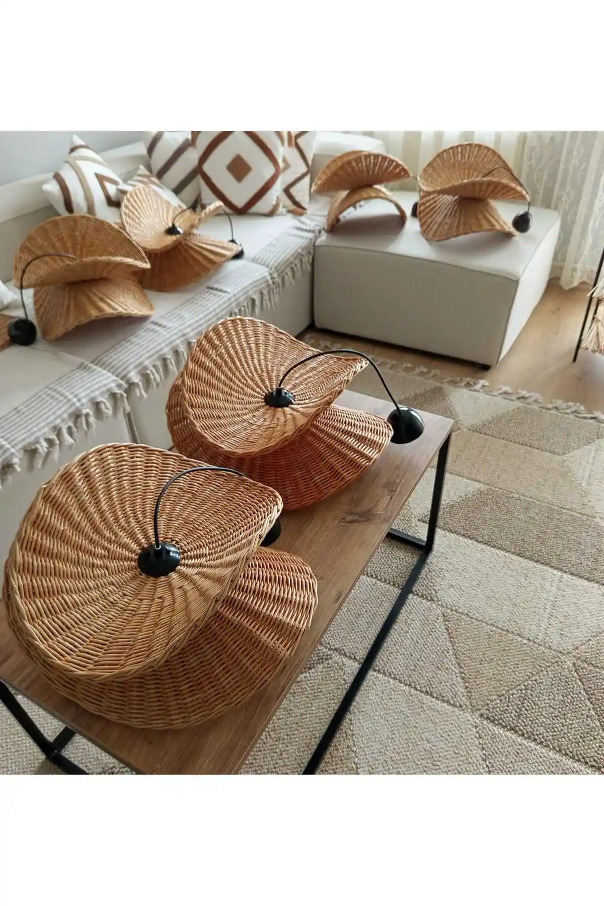 Oturma Odası Dekorasyonunda Aksesuar Seçimi ve Dekorasyon İpuçları