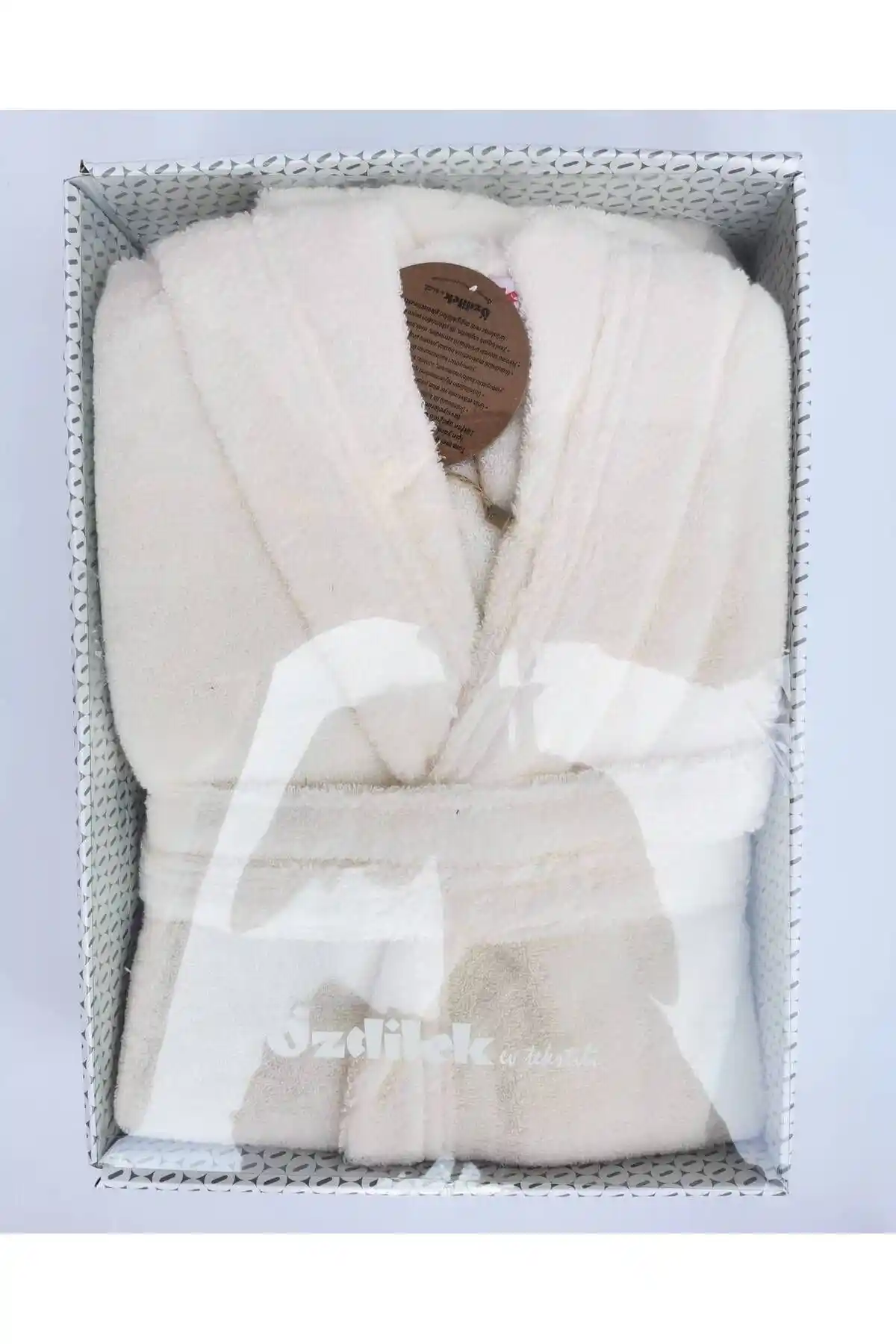 Ozdilek Erkek Kapşonlu Bornozlar ile Şık ve Konforlu Banyo Dekorasyonu