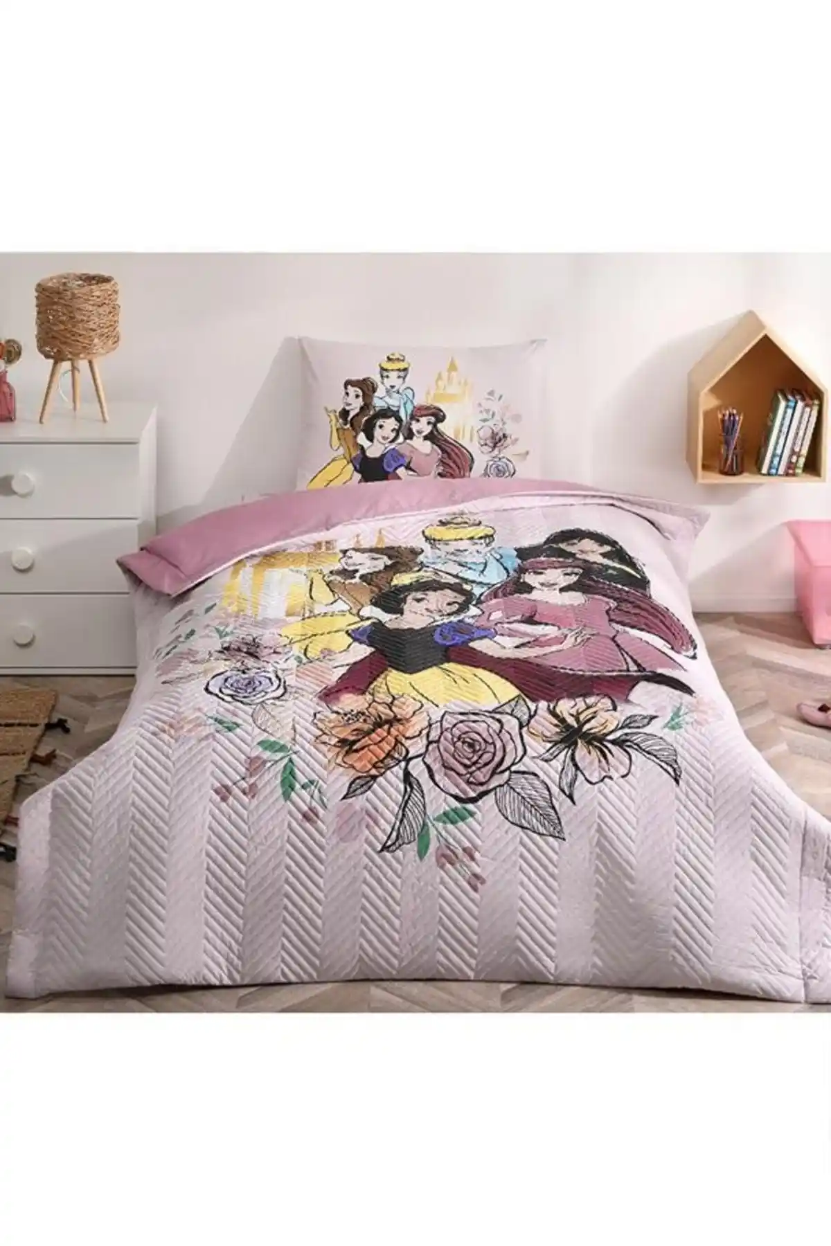 ÖzDilek Lisanslı Nevresim Takımları: Kalite, Şıklık ve Konfor Bir Arada