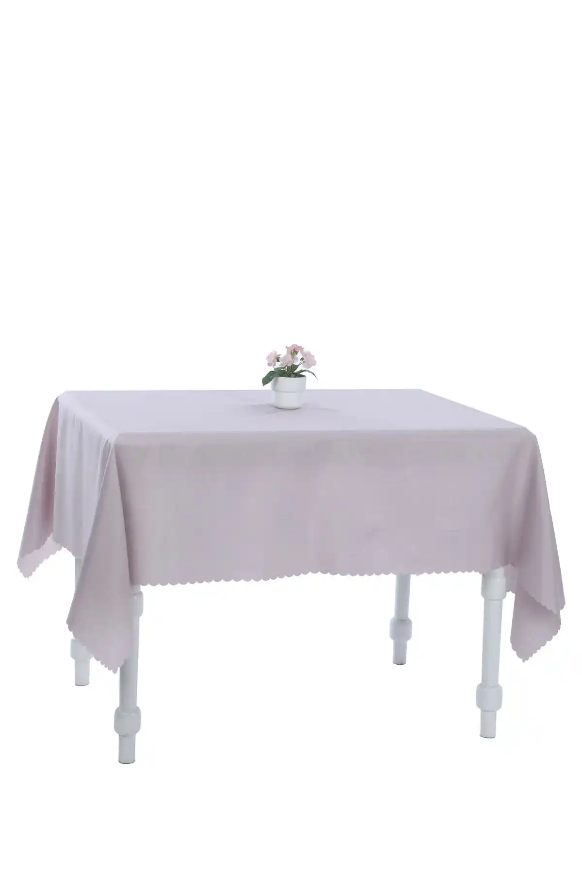 Özdilek Masa Örtüsü Koleksiyonu ve Dekorasyon Trendleri Analizi